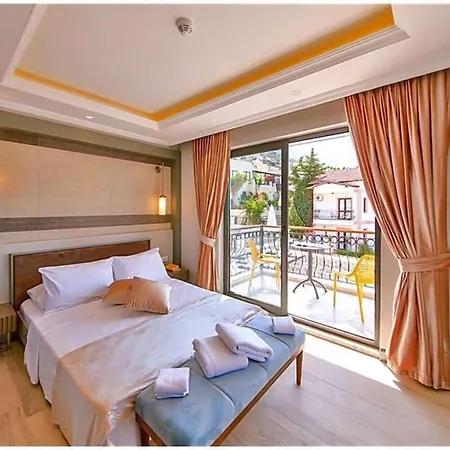 Sleeps 6 Pool Air Con Wifi *