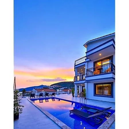 Sleeps 6 Pool Air Con Wifi Villa Kalkan