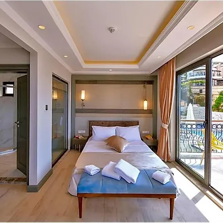 Villa Sleeps 6 Pool Air Con Wifi Kalkan
