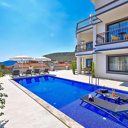 Sleeps 6 Pool Air Con Wifi Kalkan