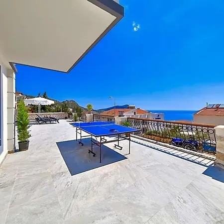 Sleeps 6 Pool Air Con Wifi Kalkan